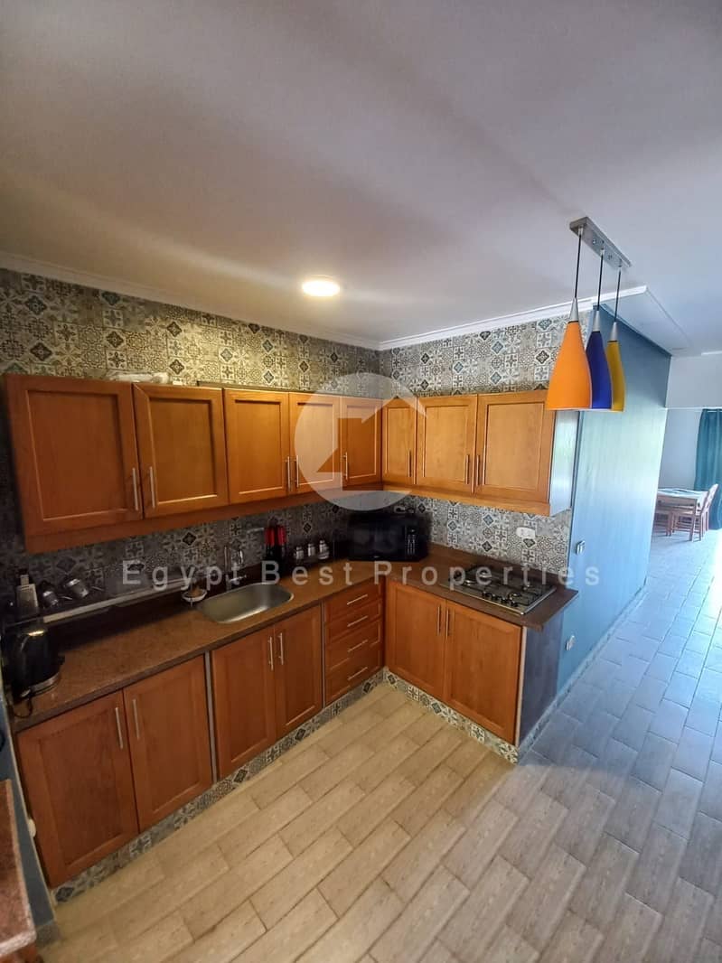 11 fd00baee-1452-4b97-89d3-5e875b504d76. jpg