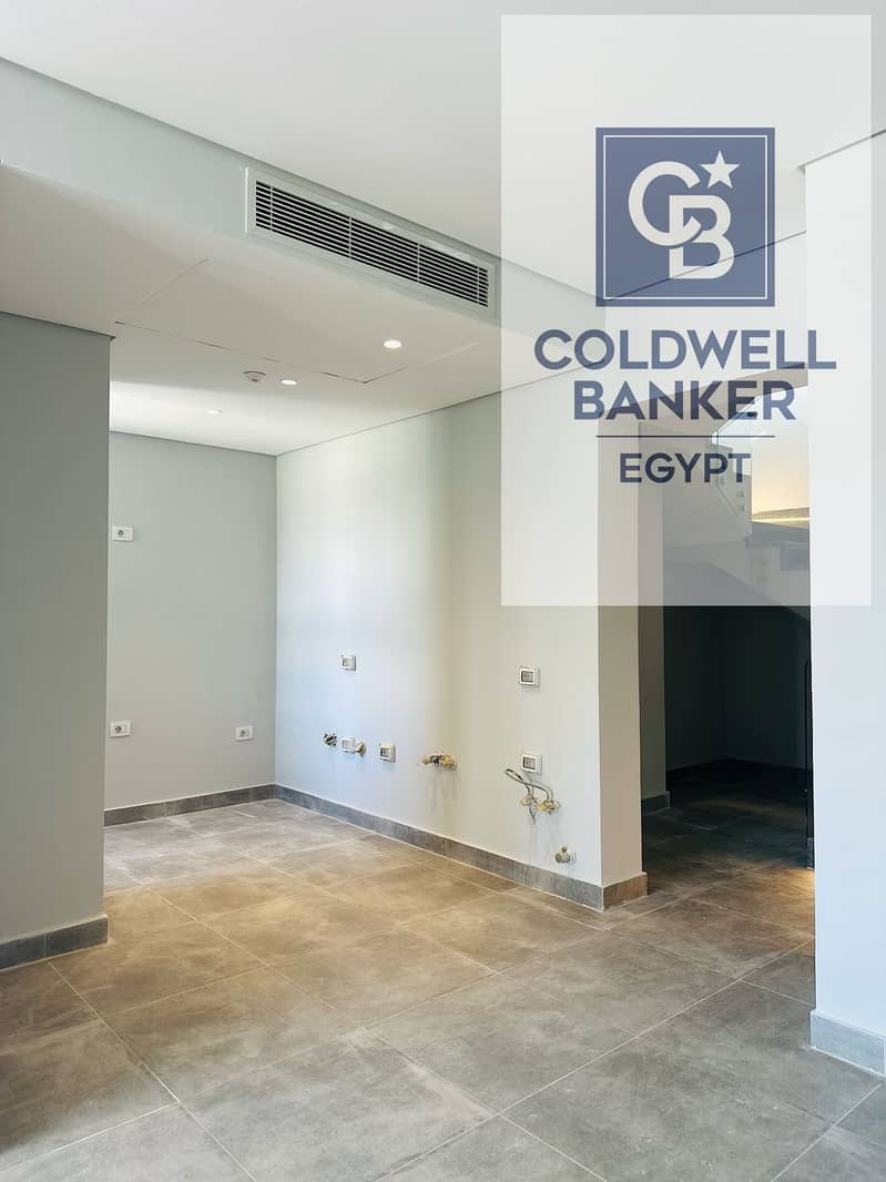 21 dc78dd29-4d07-41fe-a91b-604a44ea0d9e. jpg