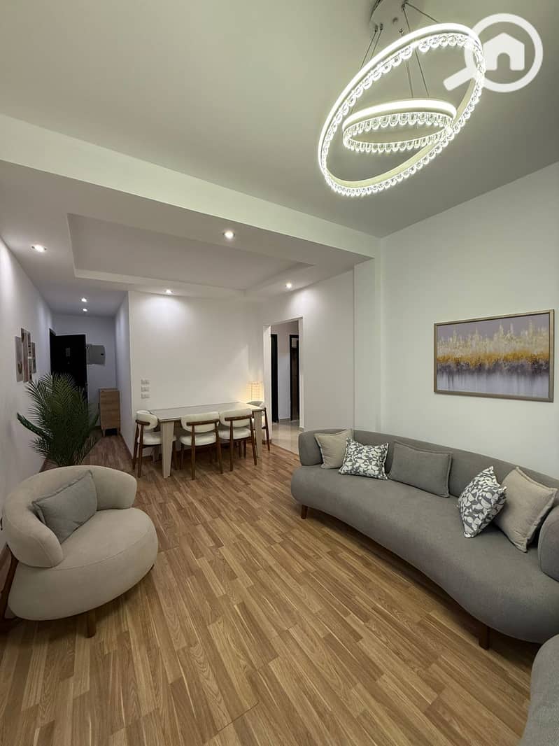 8 169a37d8-e1d1-4421-b16f-99bdd107fdbe. jpeg