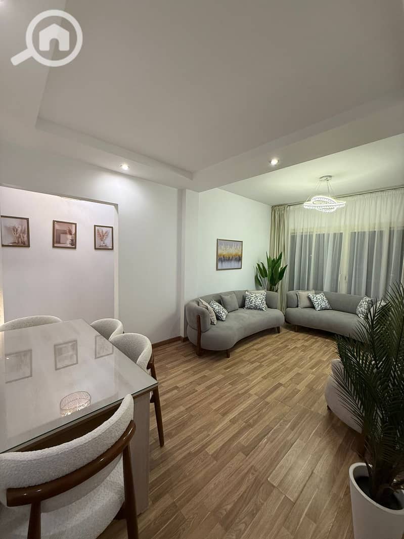 9 7c2e4140-1ca3-416a-8b94-a66e3001d7cd. jpeg