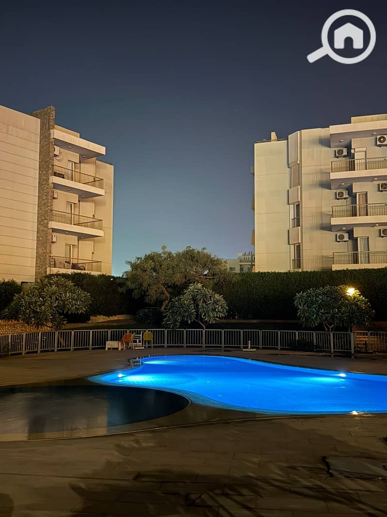 13 a7b7c8a6-3f5e-4fad-89b1-556bd02180ee. jpeg