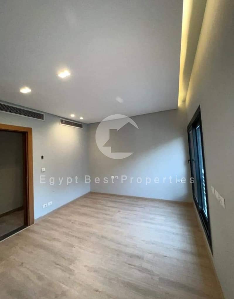 3 3b2b28d6-3675-4ed0-9dee-1cdfa8fa92fc. jpg