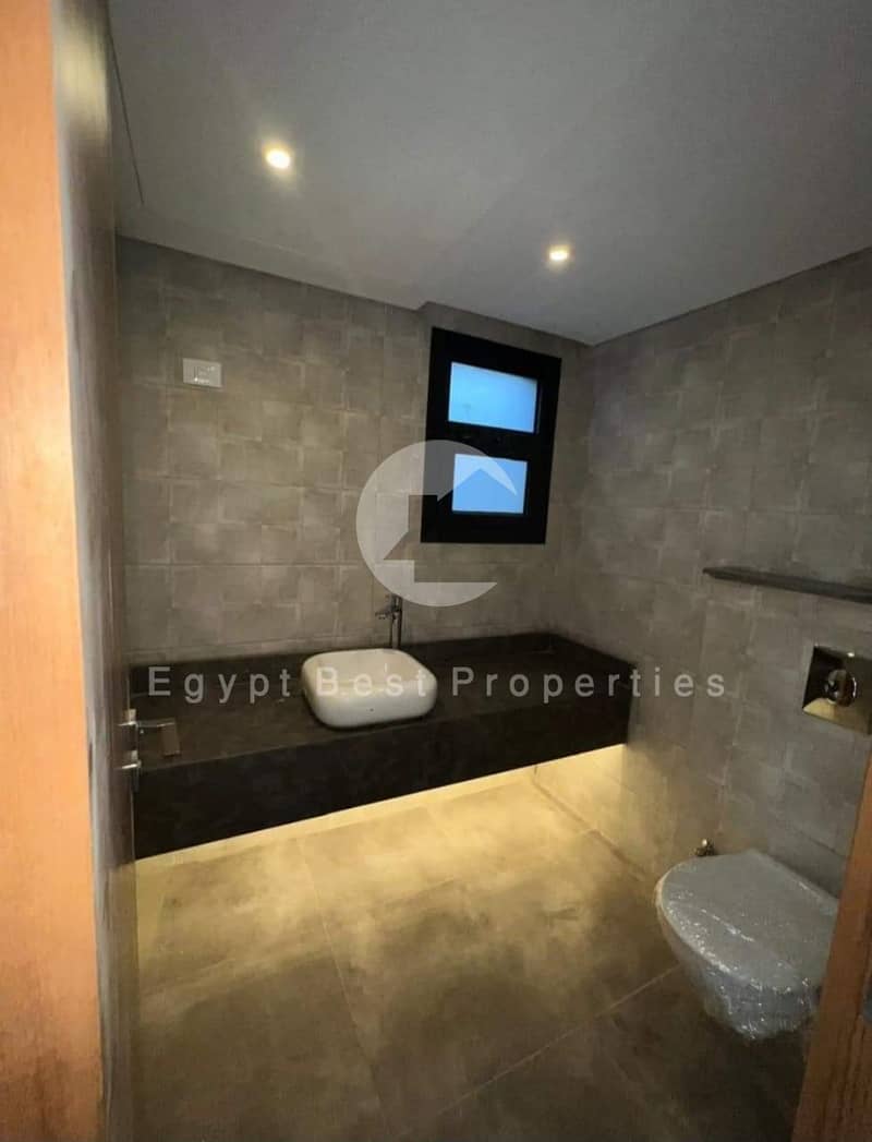 7 566545ce-016b-41a5-93e0-d462da3d48e8. jpg