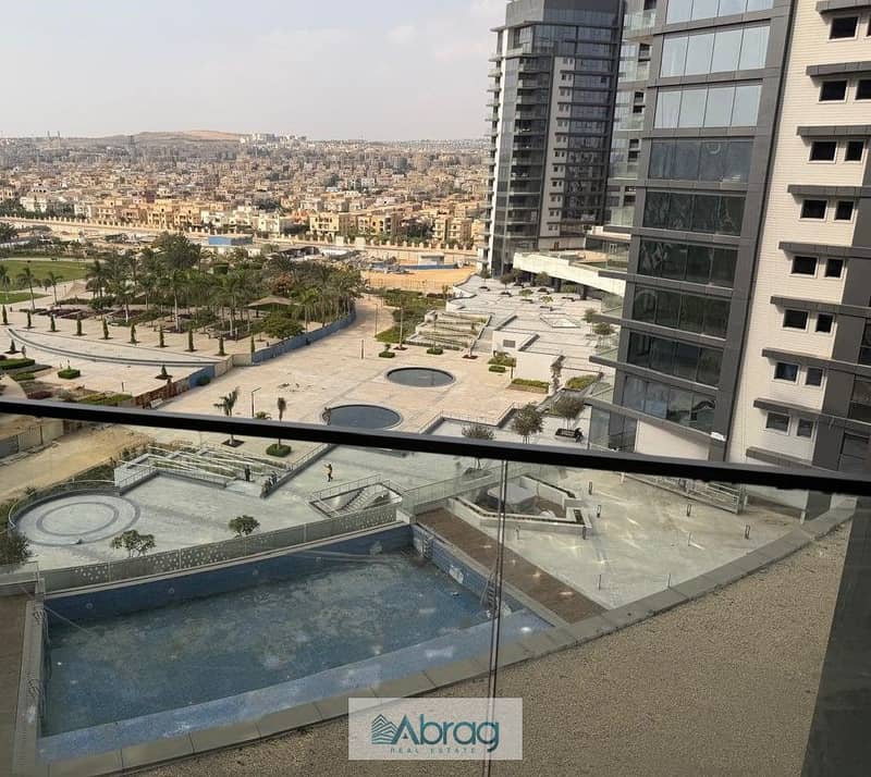 8 d9ff5817-83a2-4db1-8043-570a9c60ffbe. jpeg