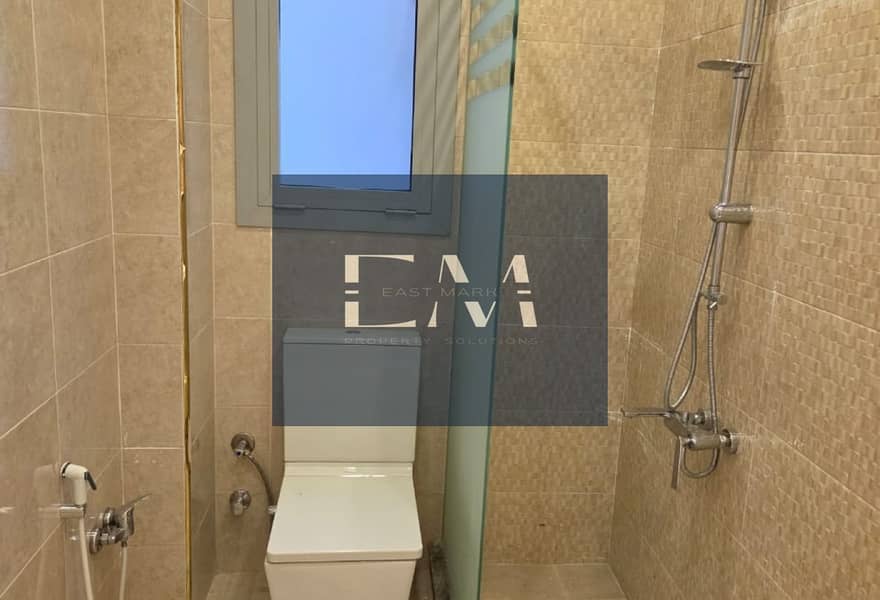 2 2c4050c1-07c0-44aa-9c52-d808da526389. jpg