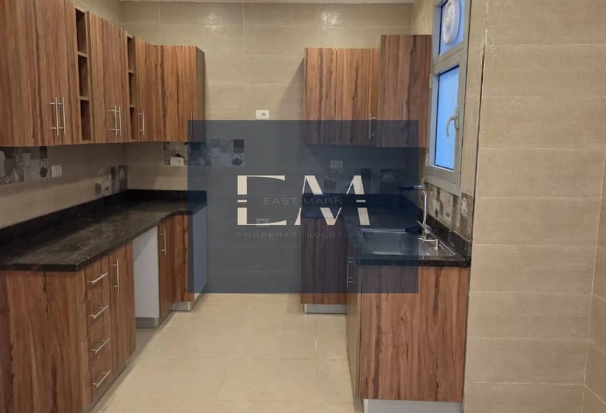 8 ac24844e-d57d-44af-98e6-707396ec17b1. jpg