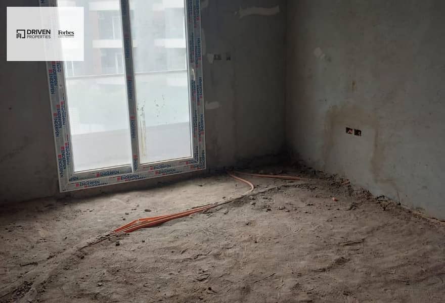 9 8f574dae-7202-46d1-94c1-ab7066a9a5c1. jpg