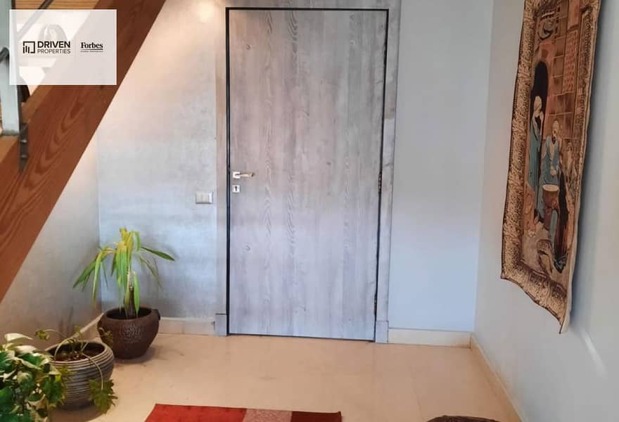 6 ee16ea43-1de5-49ee-a9bc-158fcf6b4372. jpg