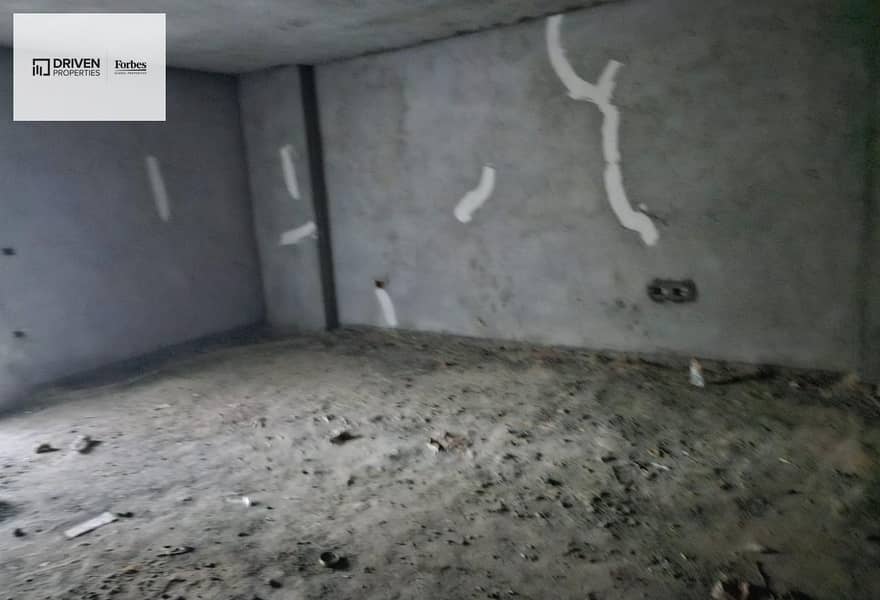 6 a59711cb-567d-47dd-b835-179eeaf61588. jpg