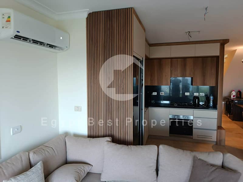 5 143e327c-e3bc-4bbc-ae00-cf02be2e0100. jpg