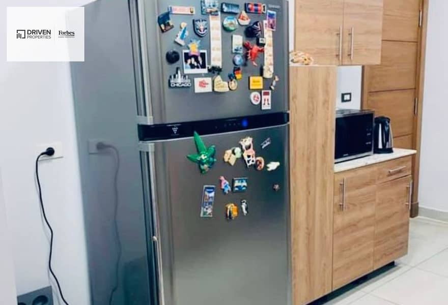 10 6b6c5a45-22eb-45d5-a8c4-5ab410605bc6. jpg