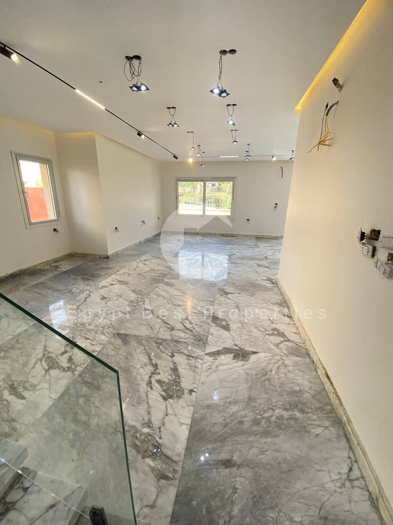 2 bf900af3-762e-4e75-8152-b9e84bc0fbbd. jpg