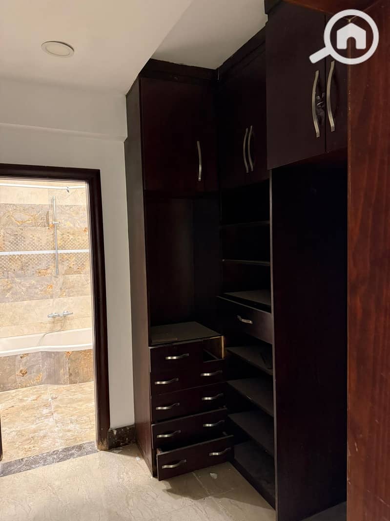 8 WhatsApp Image 2026-01-12 at 4.07. 18 PM (1). jpeg