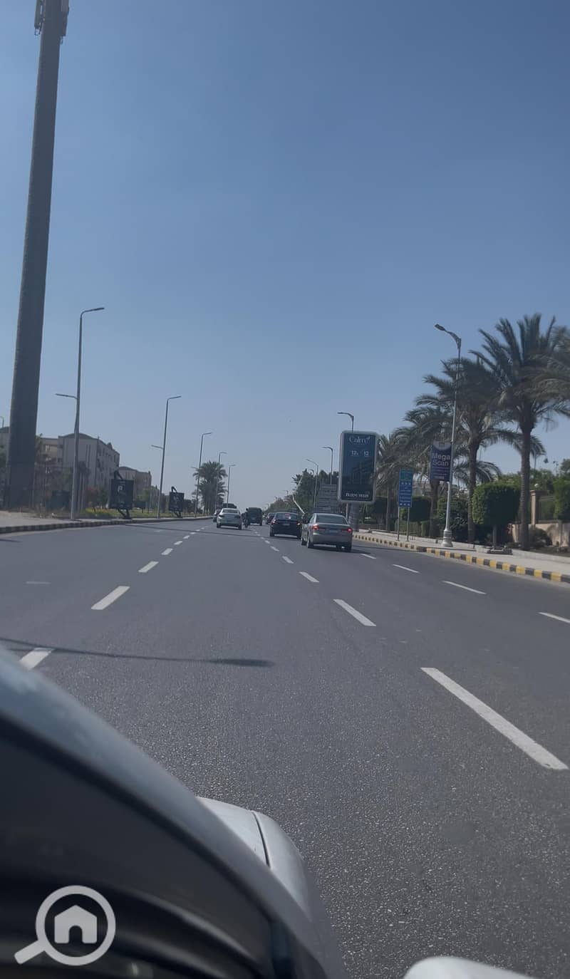 19 bbff45e9-8d3a-4678-92c0-aa6a0dfaca49. jpg