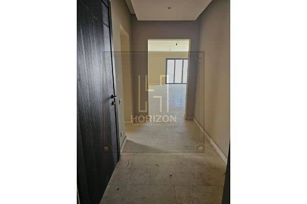 11 d8937b42-03ea-46c3-968b-57e9e63c8851. jfif. jpg