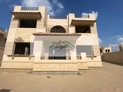 5 Bedroom Villa for Sale in Sheikh Zayed, Giza - aadfdc99-e03b-4258-8e27-dbd8c768ca34. jpg 5 Bedroom Villa for Sale in Sheikh Zayed, Giza - aadfdc99-e03b-4258-8e27-dbd8c768ca34. jpg