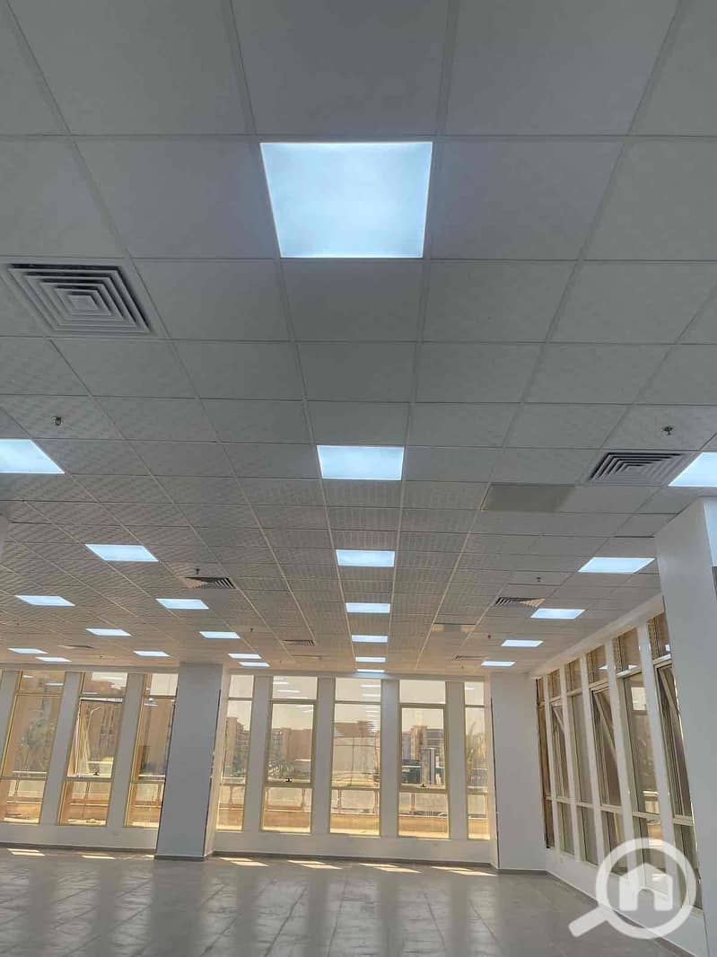 19 b96fb300-27ac-4619-ba55-e4b7bc987176. jpg