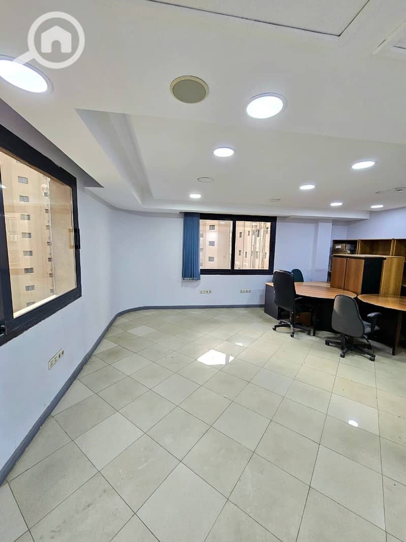 8 WhatsApp Image 2026-01-06 at 11.27. 23 PM. jpeg