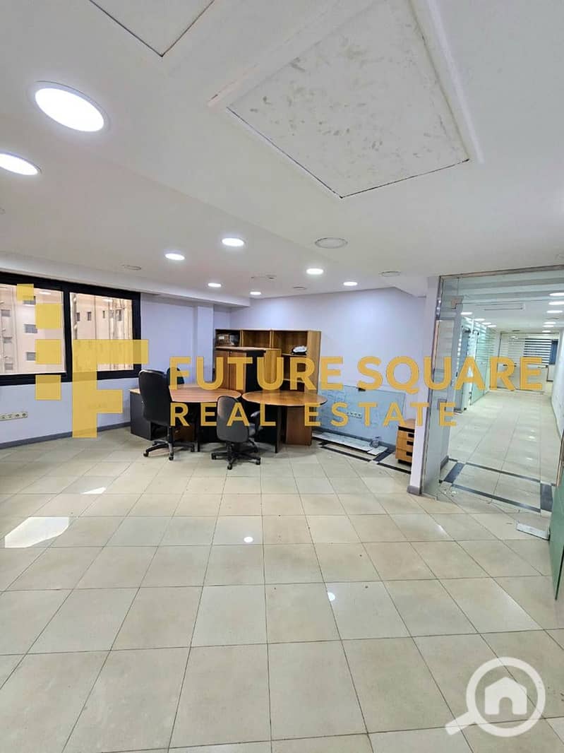 10 608905779_122180745638482665_1404133479472759911_n. jpg