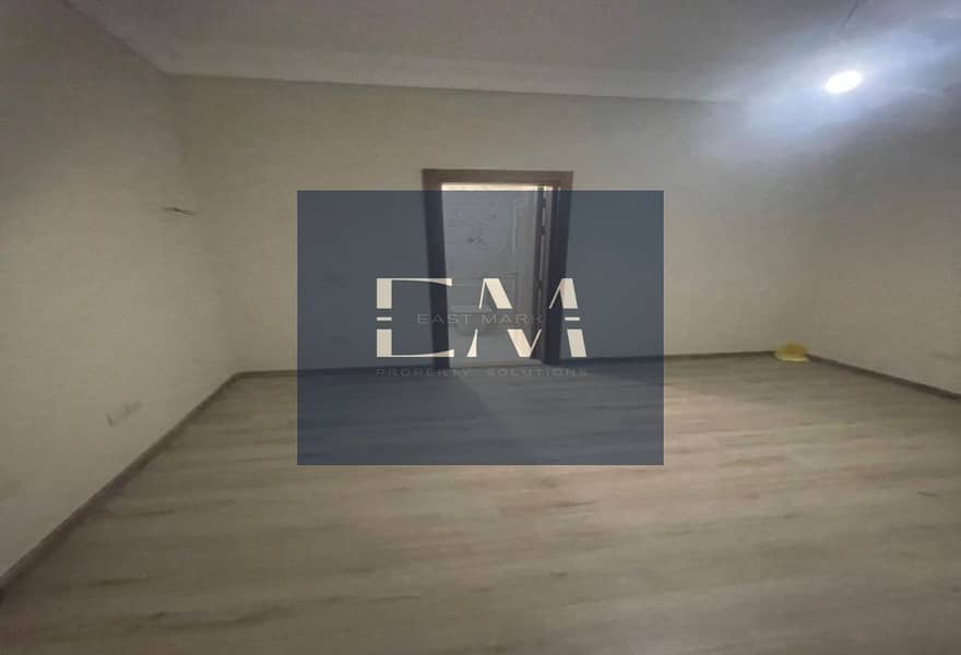 9 fa8f02b0-54da-4e18-92d3-f5dd047d239c. jpg