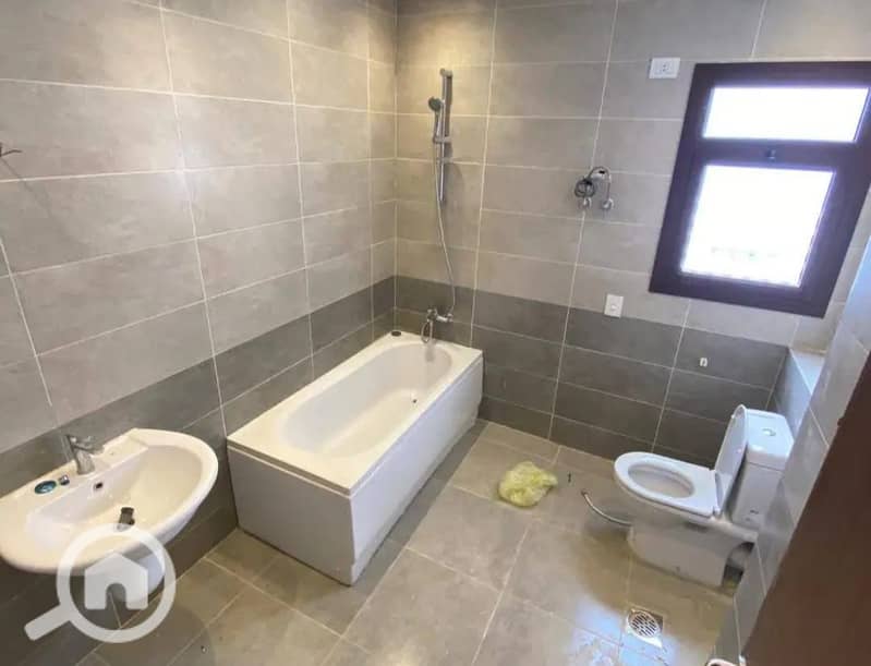 15 WhatsApp Image 2025-03-30 at 4.52. 51 PM (1). jpeg