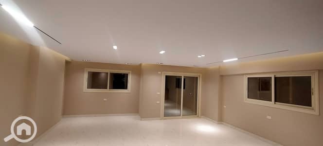 3 Bedroom Flat for Rent in Mohandessin, Giza - IMG20250515212336. jpg