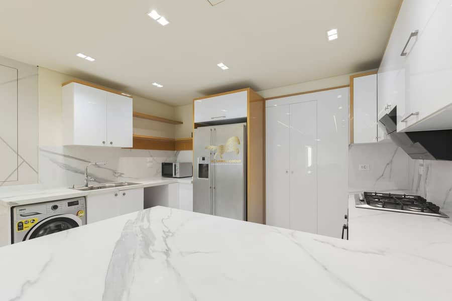 15 WhatsApp Image 2026-01-01 at 07.15. 40 (1). jpeg