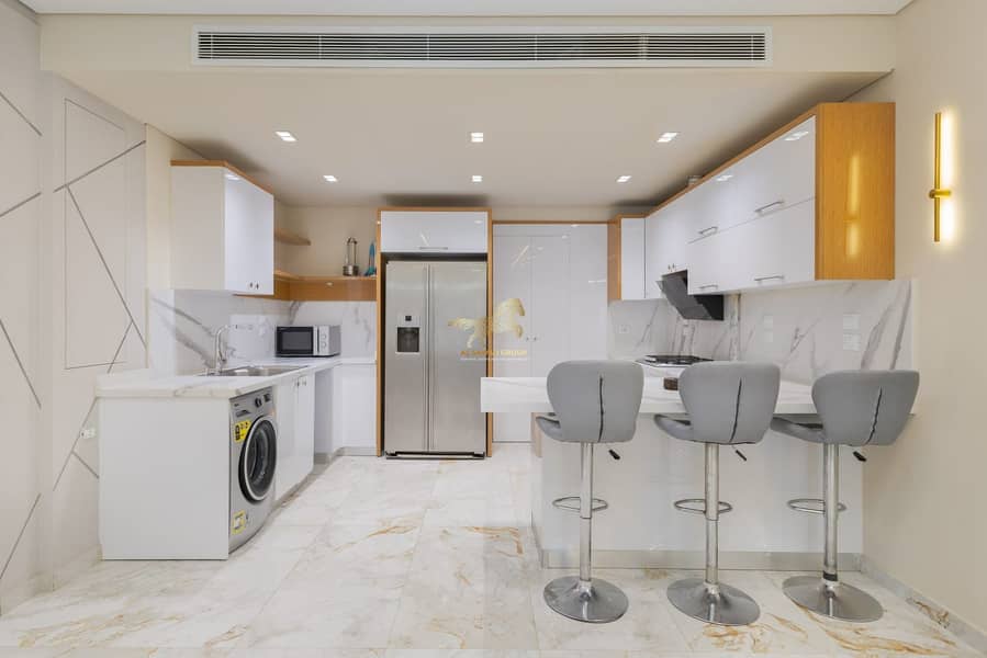 16 WhatsApp Image 2026-01-01 at 07.15. 40 (2). jpeg