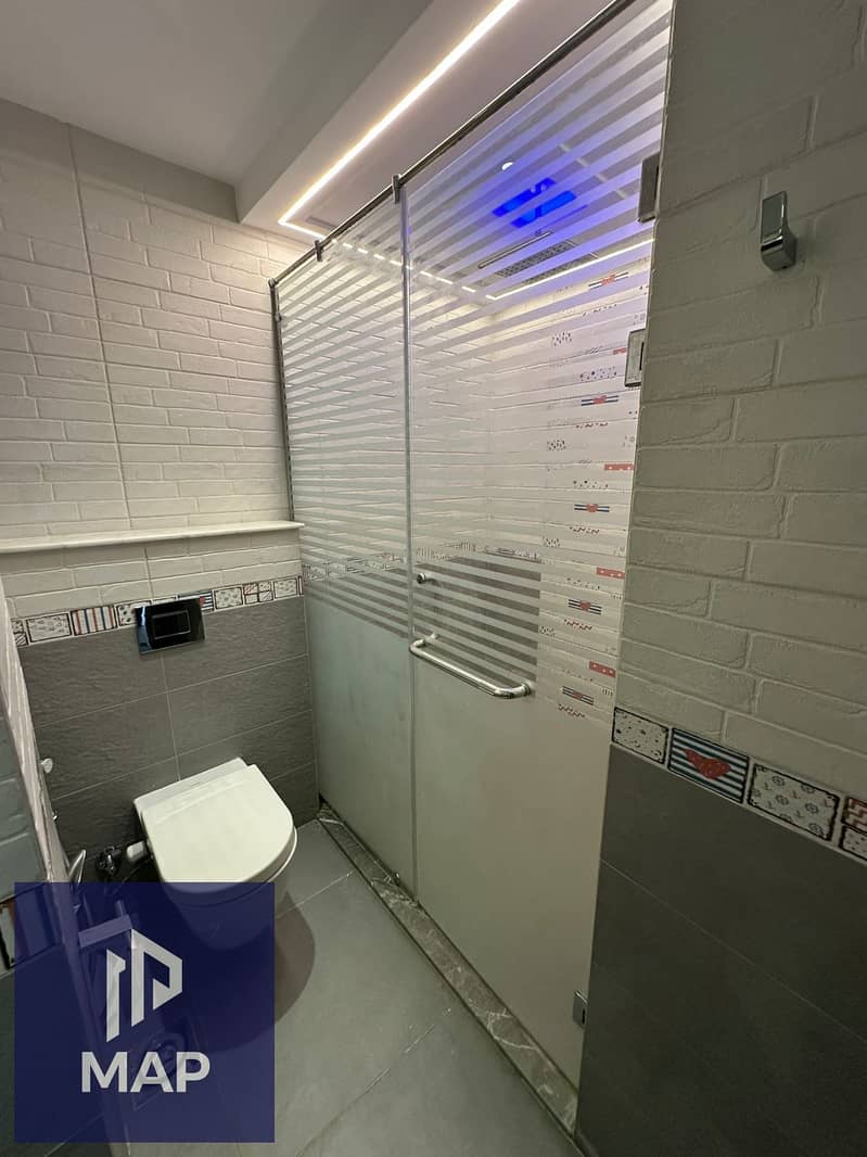 2 WhatsApp Image 2025-02-12 at 7.07. 41 PM. jpeg