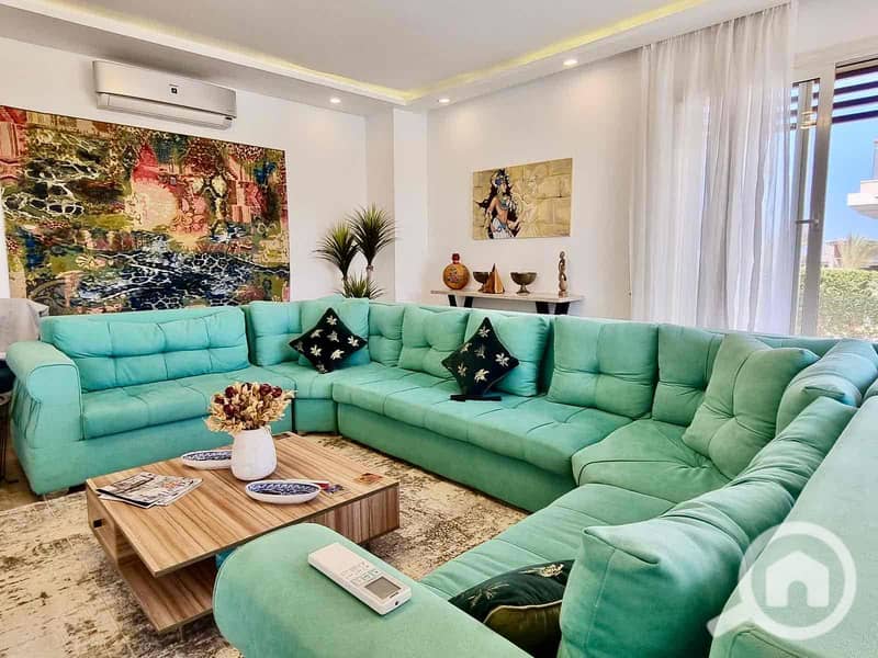 12 PHOTO-2024-07-18-18-17-04 3. jpg