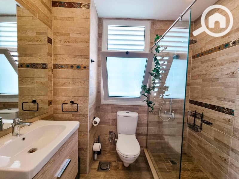 24 PHOTO-2024-07-18-18-15-28 4. jpg