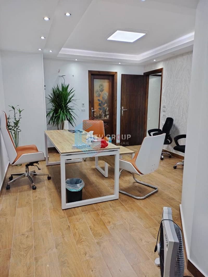 5 4ec84236-7ed4-4cea-848f-9e159be94154. jpg