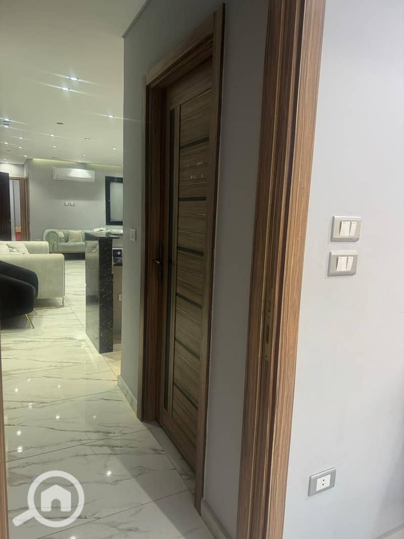 9 2125bed9-b873-4be6-85a0-71d1d30fff04. jpg