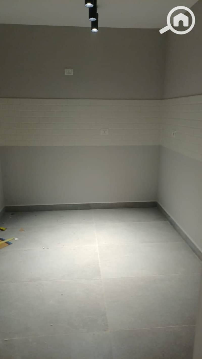 7 72a15c14-f030-4398-b326-83c2f63eb86a. jpg