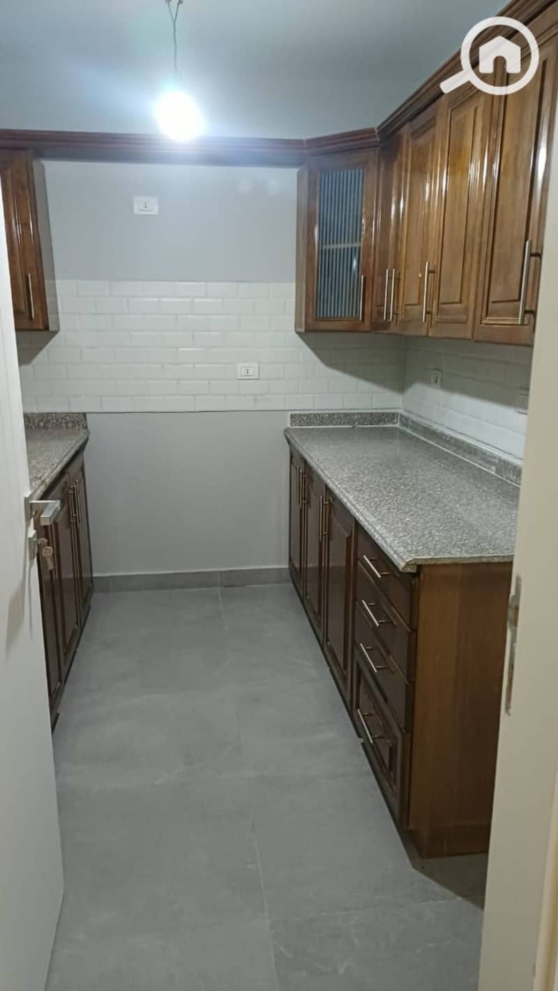 12 ac365f0d-d33b-4d42-a7f3-f376c6b2264c. jpg