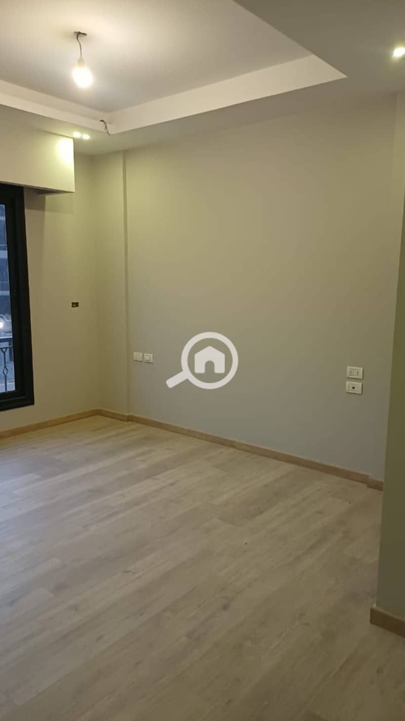 14 cea35069-606e-4d23-bddc-9adbe99f0b84. jpg