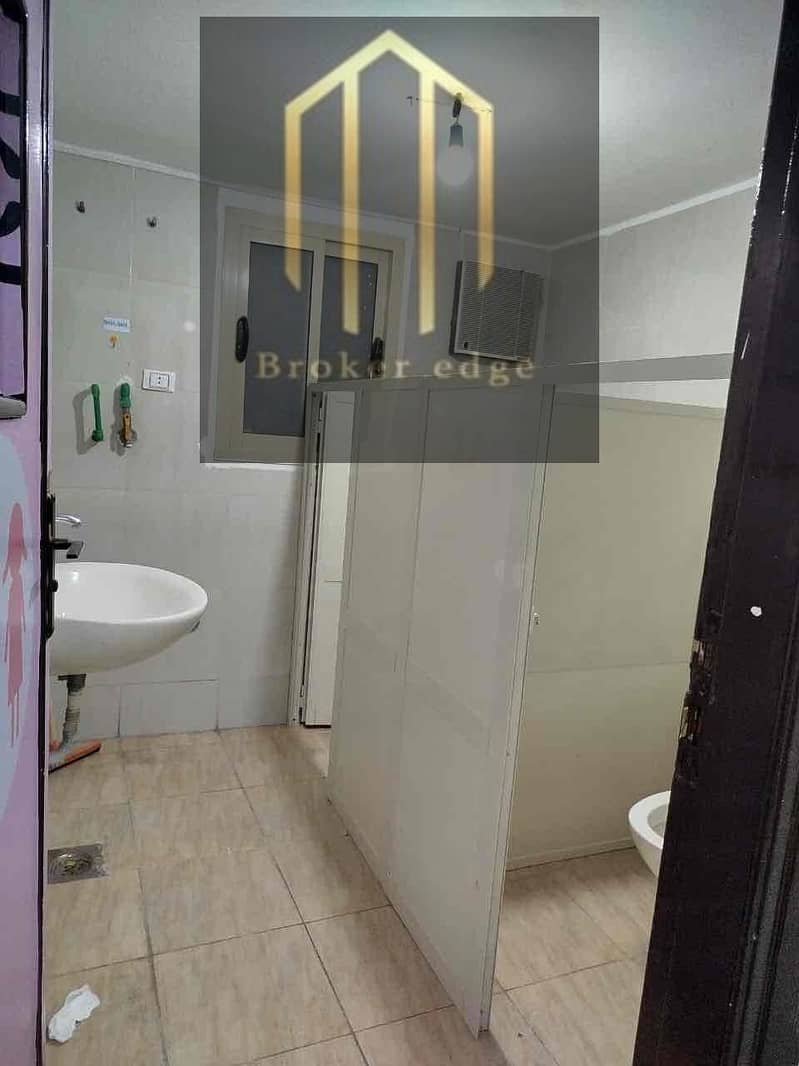 2 37258243-e0e6-4b03-8a4a-be77e5d5a962. jpg