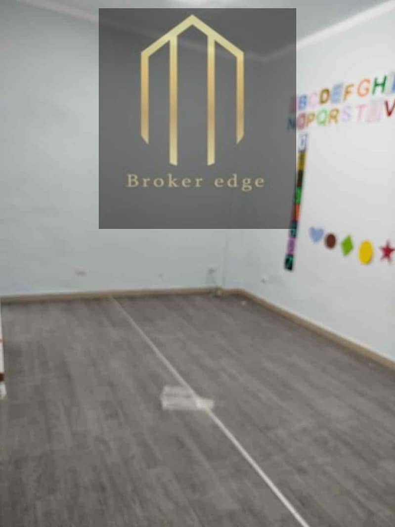 4 cad20df0-d519-4365-b1af-9560198eb988. jpg