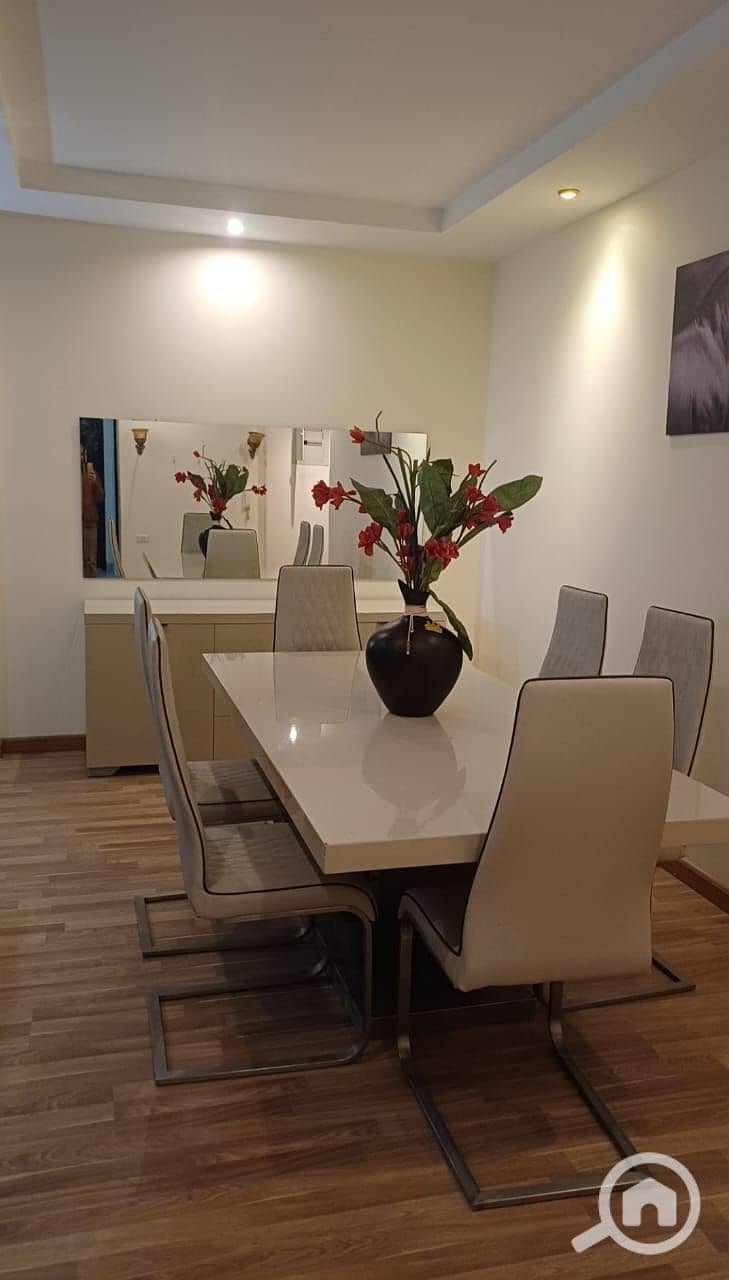 8 f54aafaf-70ed-4d99-b105-97821bbbb7c4. jpg