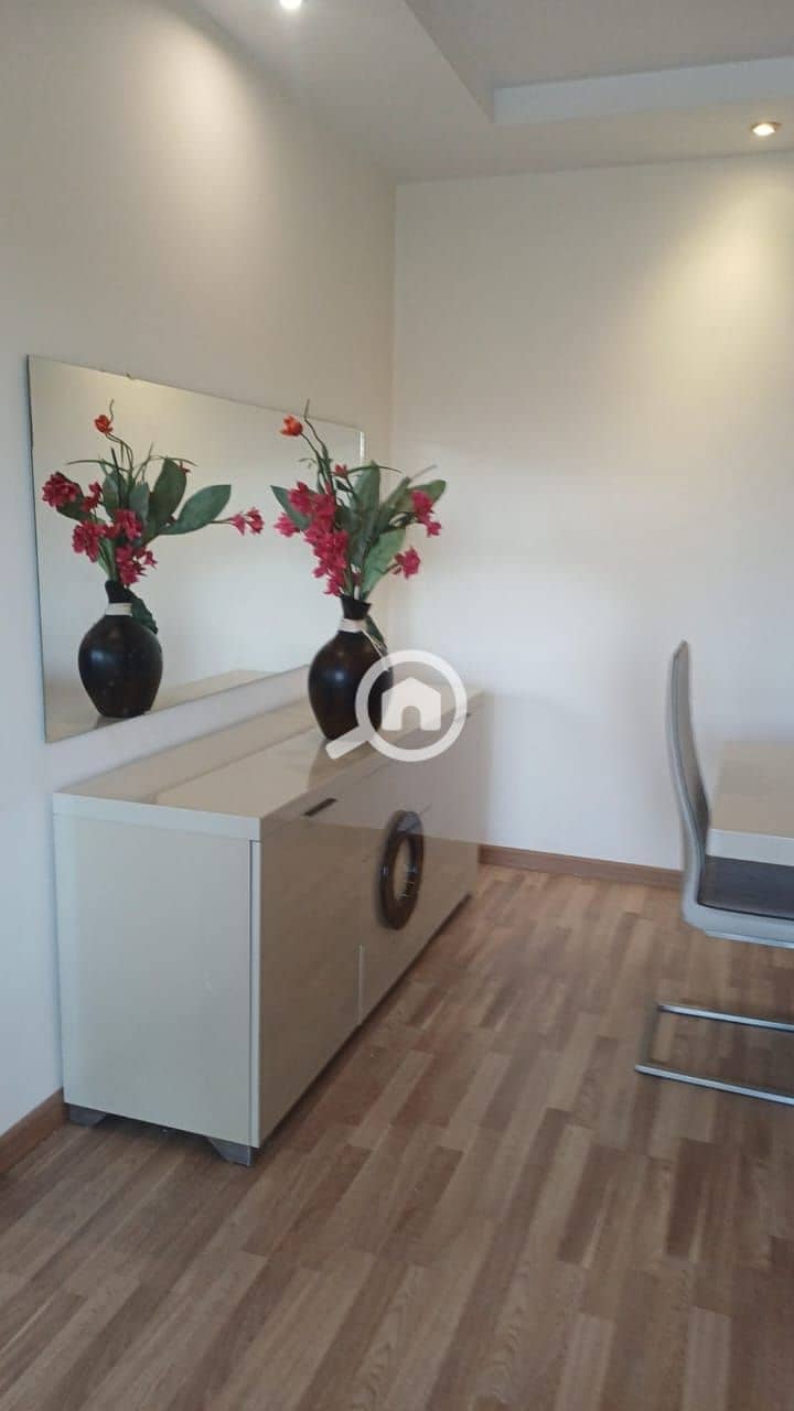 9 fa8670be-fe47-4f3b-a1b8-d49aba3c7e37. jpg