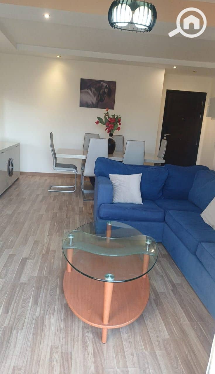 10 af92bd6e-4609-4efc-881a-5adaedac79cb. jpg