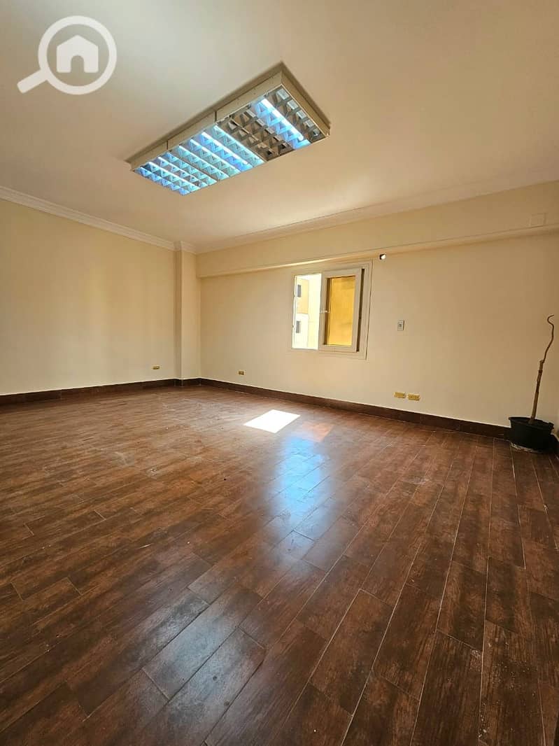 5 WhatsApp Image 2026-01-07 at 10.52. 20 PM (1). jpeg