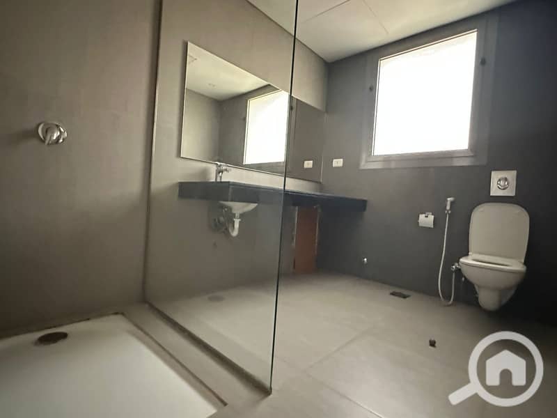 6 WhatsApp Image 2026-01-12 at 15.52. 45. jpeg