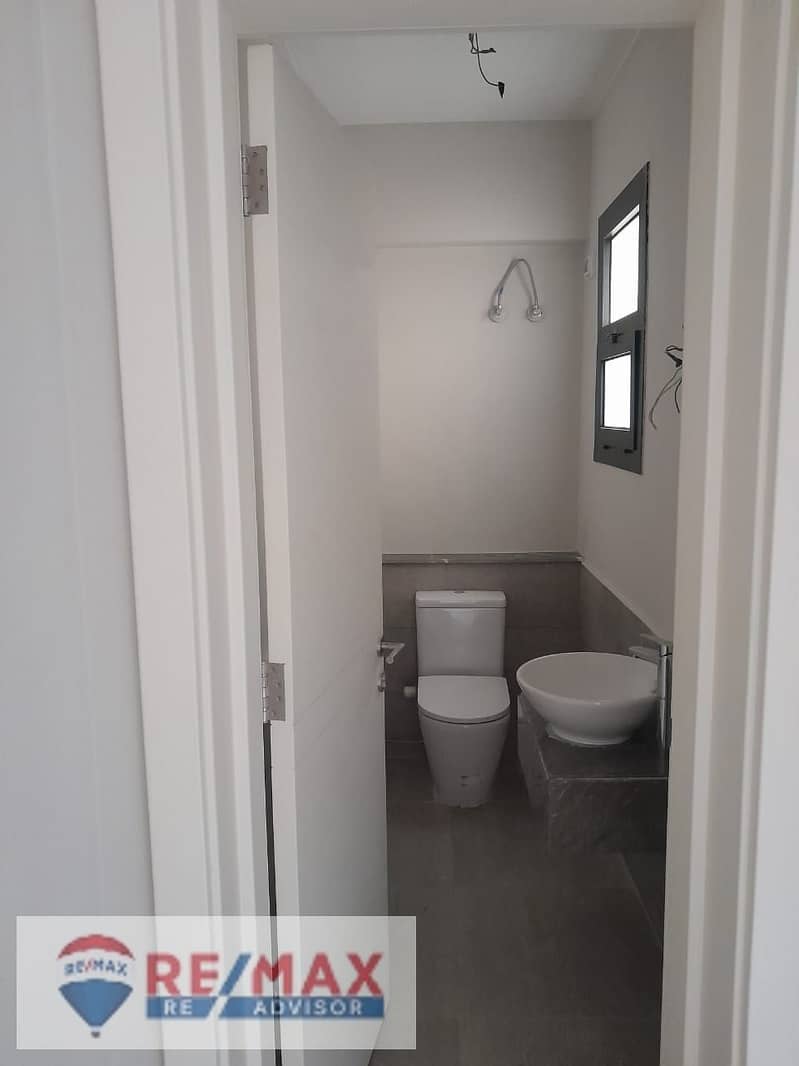 5 WhatsApp Image 2025-01-26 at 3.01. 36 PM. jpeg