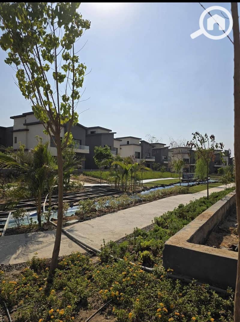 7 586555780_2379585945795080_8476255211350117567_n. jpg