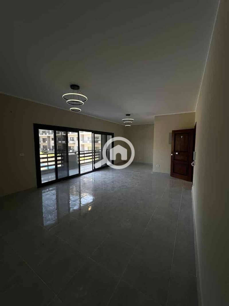 9 dcc1696d-9ae2-441d-afcc-528d48fea921. jpg