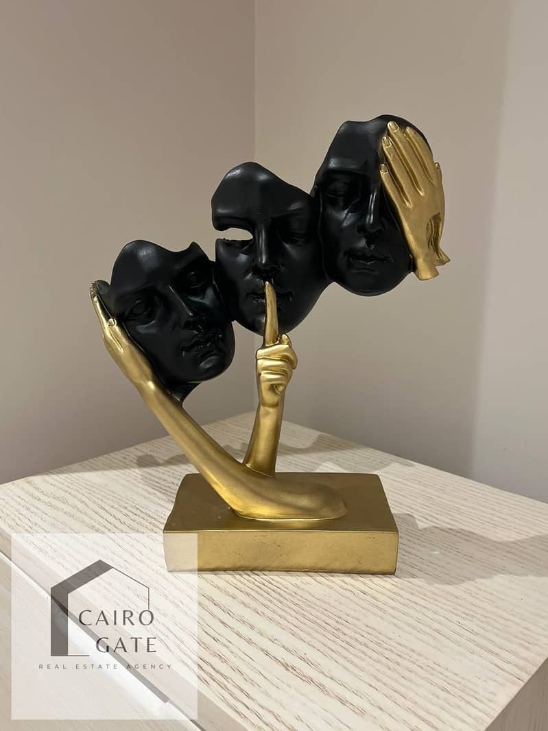 23 cc7325ae-2a89-4306-a9a2-8d685a920f90. jpg