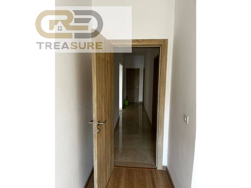 5 WhatsApp Image 2026-01-12 at 10.49. 43 PM (1). jpg