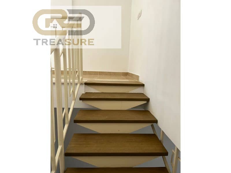 8 WhatsApp Image 2026-01-12 at 10.49. 44 PM. jpg