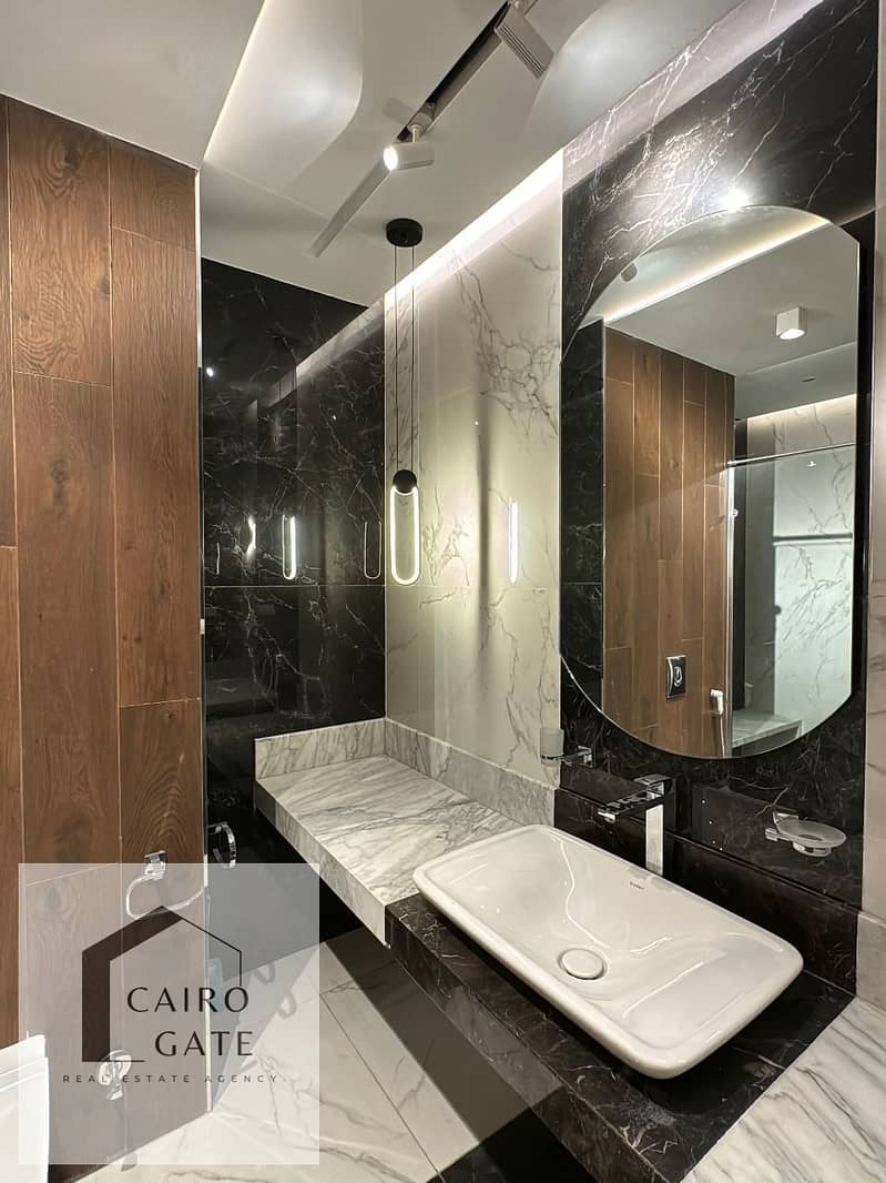 20 WhatsApp Image 2025-04-22 at 01.04. 26_7da2c1fa. jpg